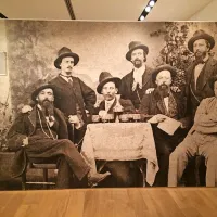 Braun & Penn: Skupina Goričanov na praznovanju “Mascerate Garibaldine” 17. februarja 1863, Pokrajinski muzeji Gorica 