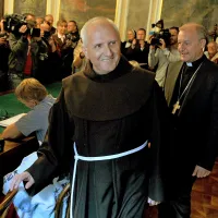 &Scaron;kof mora biti med ljudmi