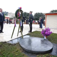 Od temeljev do pogori&scaron;ča pohlepa