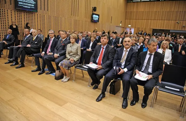 Gospodarstveniki so pripravili 36 predlogov za uspešnejšo Slovenijo