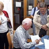 Korelič ne skriva, da je bil uspešen gospodarstvenik tudi zato, ker ga je nesebično podpirala soproga Mira. Za vsakim uspešnim moškim stoji uspešna ženska, pravijo.