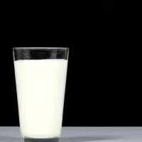 V mleku je veliko vitamina B2 