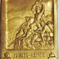 Zlata značka soške armade - trofeja med zbiralci, saj jo imajo le redki v svoji zbirki 