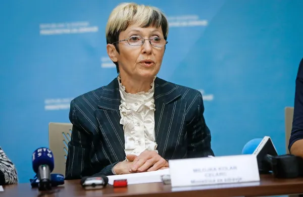 “Če bi se virus ebole pojavil pri nas, zagotavljamo prebivalcem, da bo za njih poskrbljeno,” trdi ministrica za zdravje Milojka Kolar Celarc