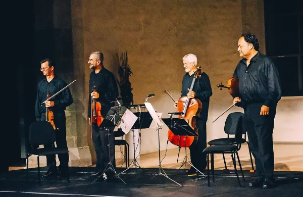 52. sezono koprskega Društva prijateljev glasbe je v prenovljeni dvorani Sv. Frančiška začel Godalni kvartet Tartini 