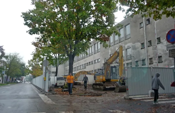 Do prihodnjega septembra bodo ob gimnaziji gradili nove učilnice, kabinete in druge prostore  