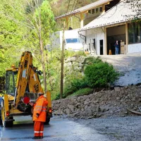 Plaz na glavni cesti Idrija-Želin