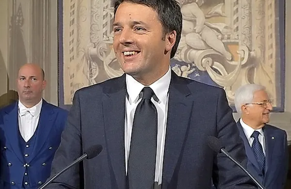 Več sto tisoč protestnikov iz celotne Italije se je danes v Rimu zbralo na množičnem shodu proti napovedanim ukrepom vlade na področju trga dela. Gre za prvi množični protest, s katerim se je italijanski premier Matteo Renzi soočil, odkar je februarja
