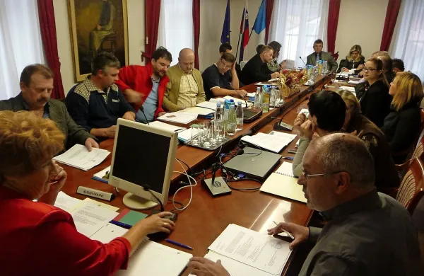 Župan za zdaj  brez namestnikov