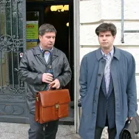 Odvetnik Daniel Planinšec pravi, da bi tudi on rad srečal Roberta Časarja ... 