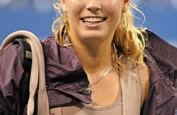 Tenisačica Caroline Wozniacki je uspešno pretekla newyorški maraton 