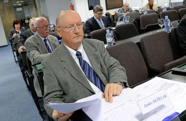 Umrl je nekdanji minister in poslanec Janko Deželak