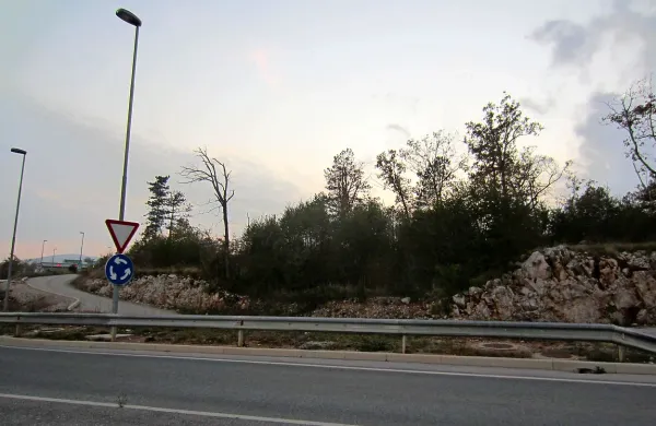 Divaški svetniki so včeraj prižgali rdečo luč za umestitev tretje obrtne cone v novi občinski prostorski načrt 
