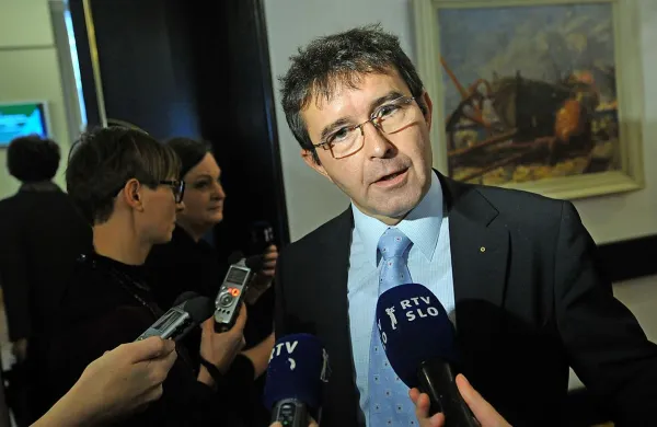  Minister za javno upravo Boris Koprivnikar 