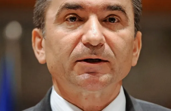 Minister za obrambo Janko Veber