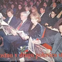 S slavnostno proslavo v novogoriškem gledališču, ki sta se je udeležila tudi predsednik države Milan Kučan  in predsednik državnega zbora Janez Podobnik, so Primorske novice 8. novembra 1997 proslavile 50. obletnico obstoja. “Ob spoštovanju preteklosti