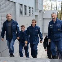 Predsednik vlade Miro Cerar si je ogledal poplavljena območja v Cerknici 