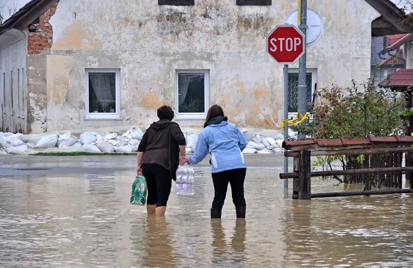 V občini Ig je bilo poplavljenih 317 hiš