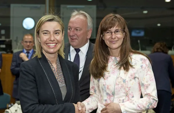 “Potrebujemo palestinsko državo - to je končen cilj in to je stališče celotne Evropske unije,” je dejala Federica Mogherini