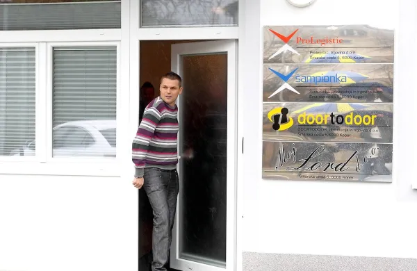 Sebastjan Vežnaver se je na zatožni klopi znašel zaradi domnevnega ponarejanja listin in tatvine