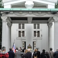 Kajetana Koviča pospremili na zadnjo pot