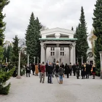 Kajetana Koviča pospremili na zadnjo pot