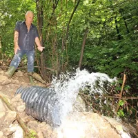 Na delujoč drenažni sistem plazu v Šmihelu občina kaže kot na “primer dobre prakse”
