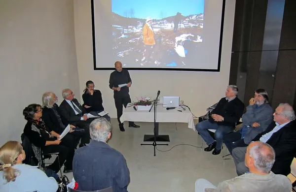  O Jadranu Sterletu so poleg voditelja Stojana Lipolta spregovorili Jožica Zafred, Boris Čok,   Bogdan Macarol, Marjan Vrabec,  Franco Cossutta,  Slobodan Simič Sime in      dr. Tadej Brate