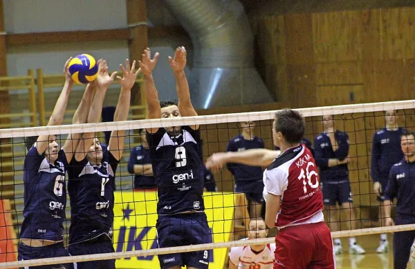Blok Go Volleya (Jani Godnič, Danijel Filiputti in Andraž Paliska) je uspešno ustavil napade Triglava