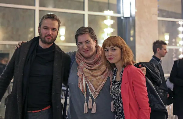 Kristijan Guček je bil Lancelot, v sredini Ana Facchini kot ljubljena Elza in Arna Hadžialjević