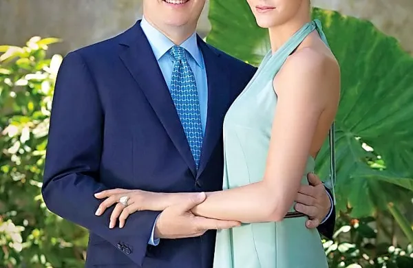 Monaški knez  Albert II. je razkril, da bosta dvojčka, ki ju pričakuje knežji par, na svet privekala še pred božičem