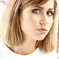 Demetra  razvija svoj glasbeni stil