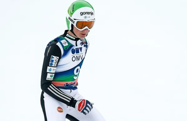 Zelo dober finalni skok je uspel tudi najboljšemu Slovencu Petru Prevcu, ki je z osmega mesta po polovici tekme po dobrem skoku v finalu napredoval na peto mesto