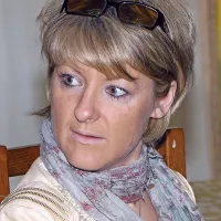 Tina Komel