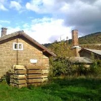 Železniška vodna črpalka v Klancu je tehnični spomenik. Na desnem poslopju se je udrla streha, ki jo bo občina kmalu obnovila, tako kot stroje nekdanje črpalke v njem. Dimnik so zaradi nevarnosti, da bi se zrušil,  znižali pred nekaj leti. 
 