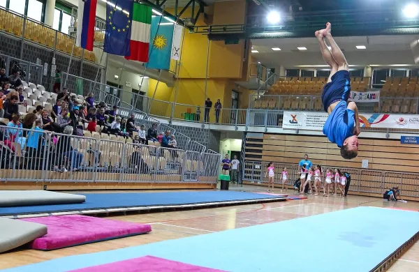 Najbolj&scaron;i akrobati so doma v Piranu