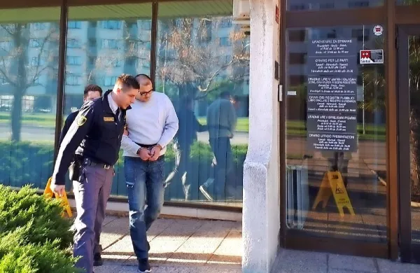 Boris Popovič in Georgi Bangiev sta včeraj nasmejano odkorakala s koprskega sodišča