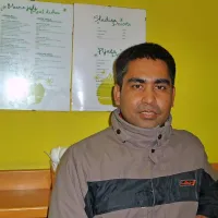 Lokalček Tandoori, ki ga vodita Asrar Osmani in njegova žena, ljubitelji karijev že dobro poznajo.