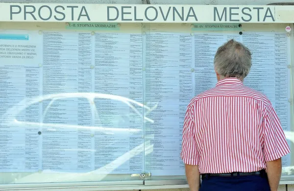 V Sloveniji je bilo ob koncu novembra registriranih 115.411 brezposelnih oseb.
