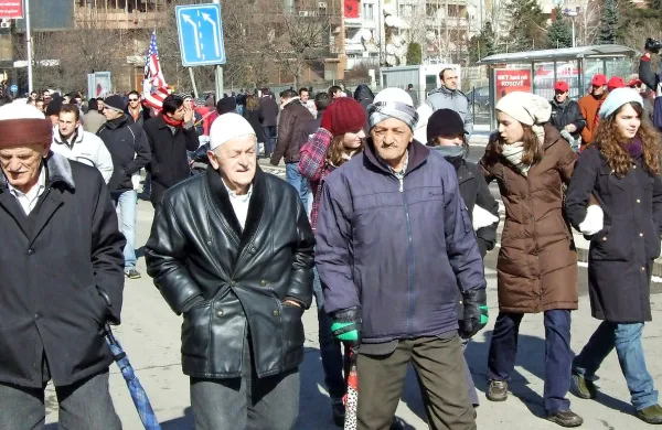 Kosovo bo od Srbije zahtevalo vojno odškodnino in del nasledstva nekdanje SFRJ.
