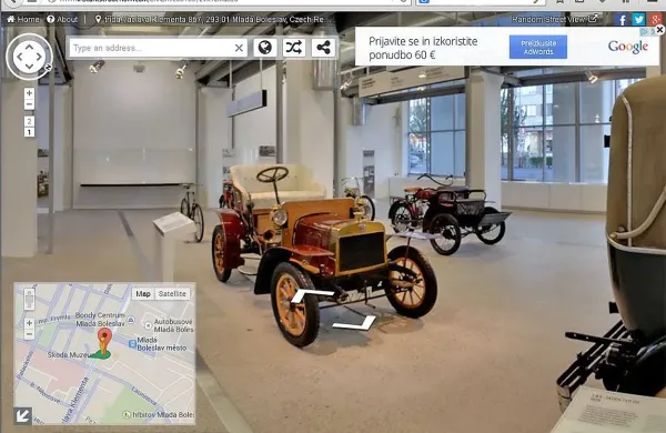 V muzeje avtomobilov z google street view