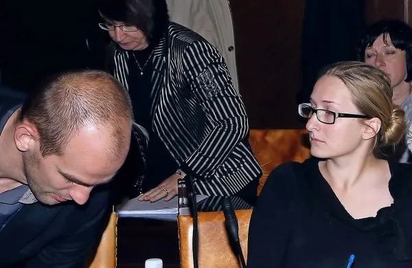 V Združeni levici so na seji koprskega občinskega sveta doživeli “demokratični šok”. Na fotografiji v ospredju   Tomaž Slavec in  Maja Tašner Vatovec.