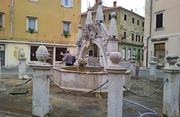 Mestni vodnjaki pozimi brez vode