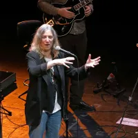 Patti Smith se je na poti k papežu ustavila v Vidmu