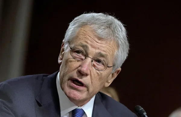 Ameriški obrambni minister Chuck Hagel je potrdil, da so skrajneži jemenske veje teroristične mreže Al Kaida danes v Jemnu ubili ameriškega talca, fotoreporterja Lukea Somersa.