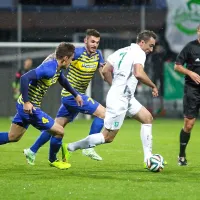 Aleksandar Rodić (v belem dresu) je iz prve prave Olimpijine priložnosti zatresel domačo mrežo.