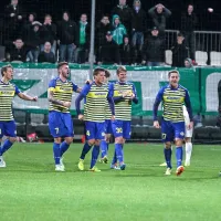 Sodnik Andrej Žnidaršič je v 97 minuti končno odpiskal konec tekme.