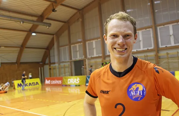  Slovenski prvak ACH Volley z Matijo Jerebom je po porazu z Budvansko rivijero že blizu slovesa od Evrope.