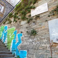 Stopnišče Scala Belvedere, ob katerem se je rodil skladatelj in zborovodja Ubald Vrabec.