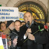 Jan&scaron;a: Danes je konec nekega začetka, a &scaron;e ni konec poti